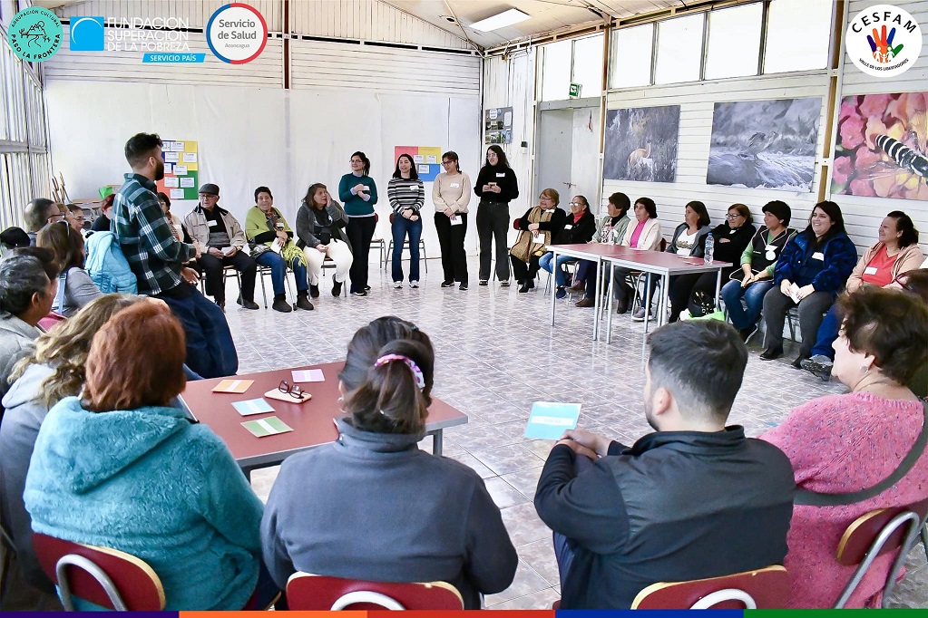 Entretenida y reflexiva jornada de autocuidado con personas mayores fue realizada en el sector de Los Patos